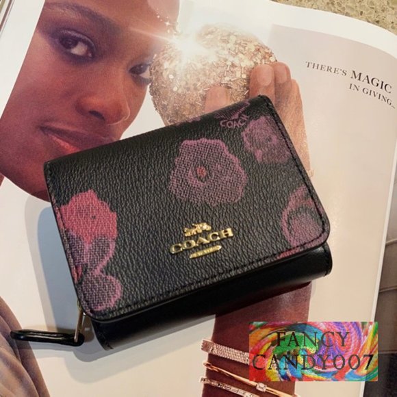 Coach Handbags - 🍒🍒 New! Coach Black Floral Trifold Wallet 🍒🍒
